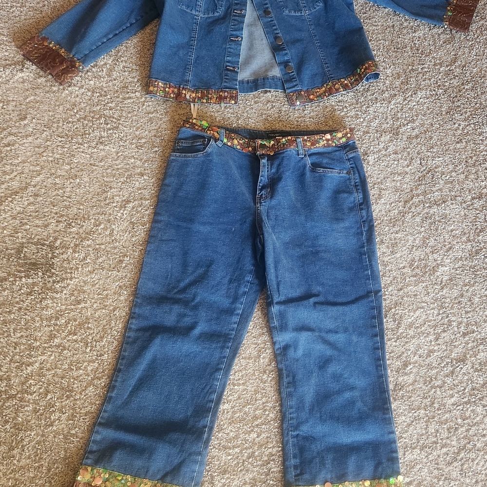 Elegant Blue Flare Jeans with Floral Trim